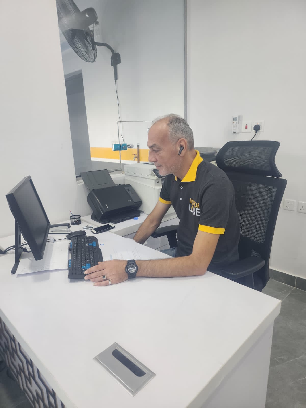 ca6fcf93-8387-44af-9c37-c293700da4d4