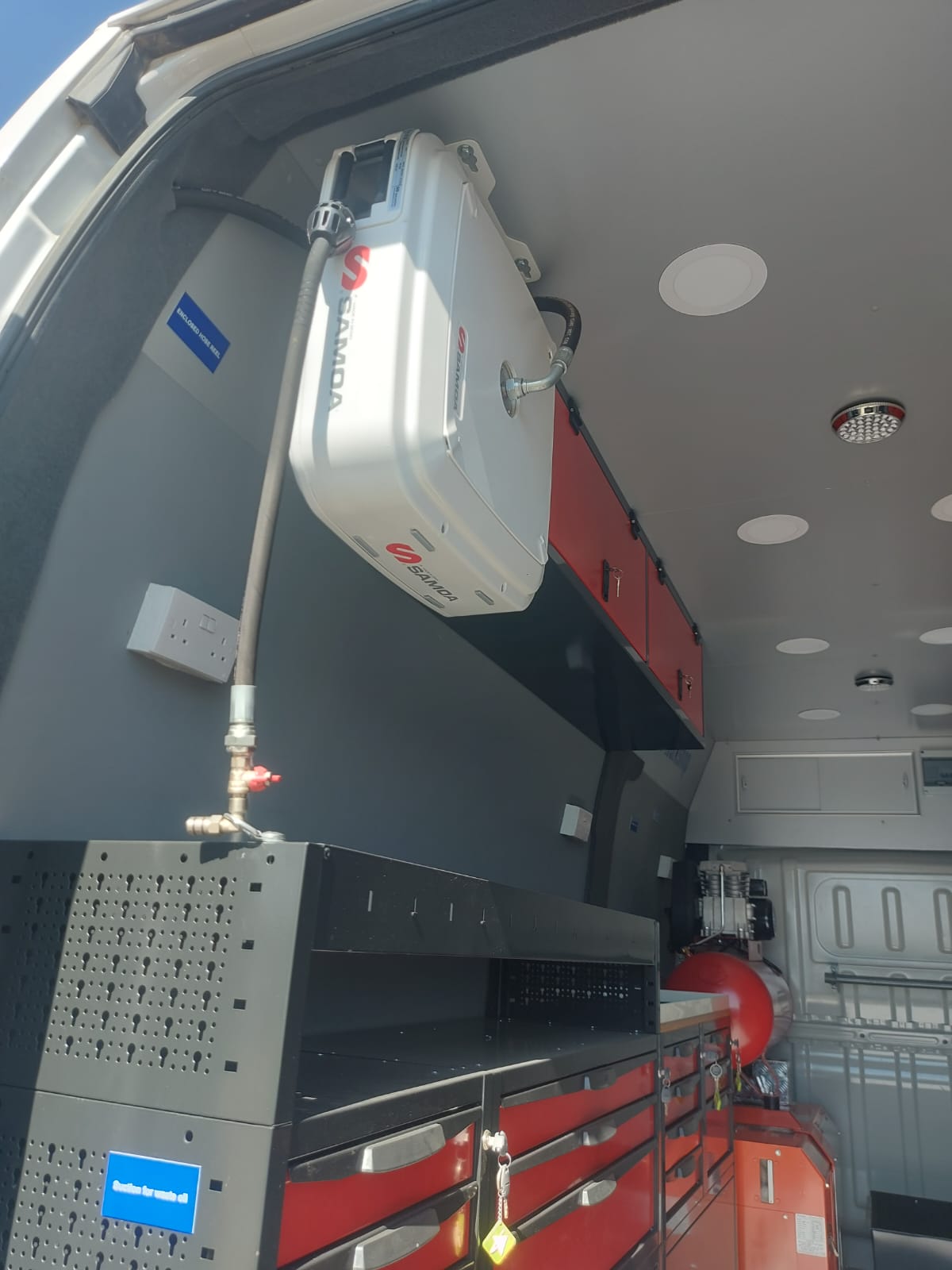 f1110f34-f064-44e4-9513-4edba8ade238